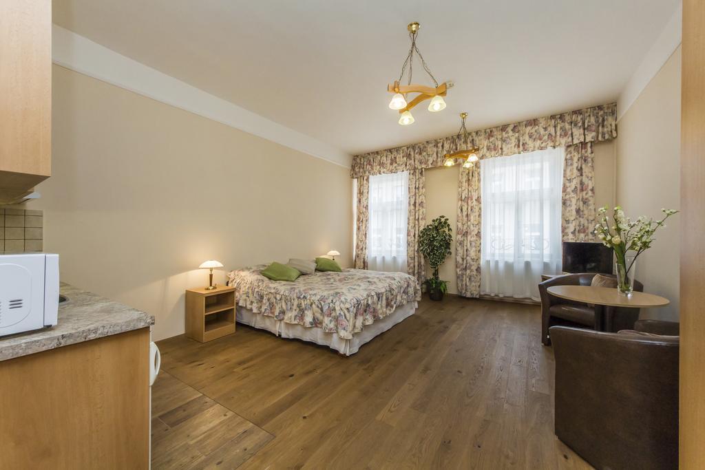 Aparthotel Lublanka Praga Exterior foto