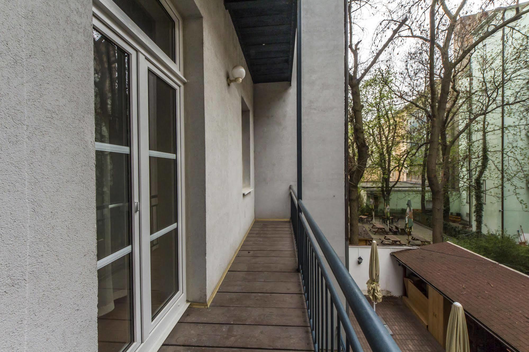 Aparthotel Lublanka Praga Exterior foto